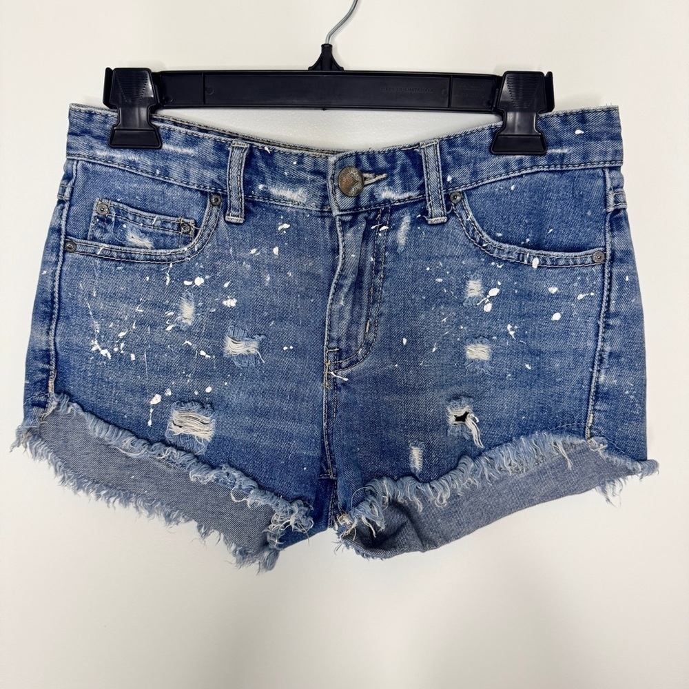 Free People Urban Outfitters Paint Splatter Denim Blue Jean Shorts Frayed Sz 25